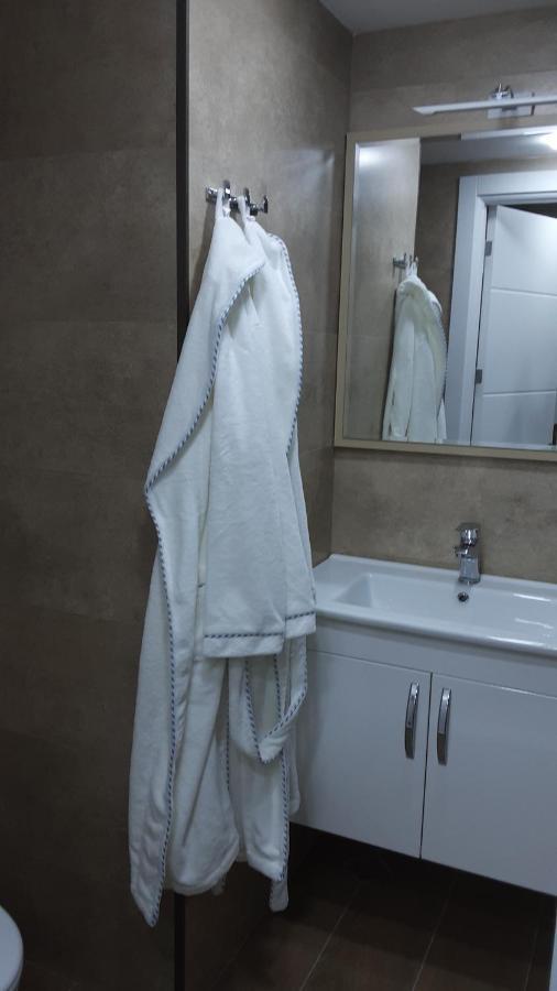 Sea Breeze In Batumi Apartment Ngoại thất bức ảnh