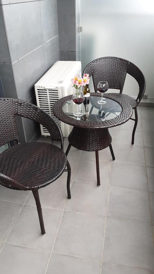 Sea Breeze In Batumi Apartment Ngoại thất bức ảnh
