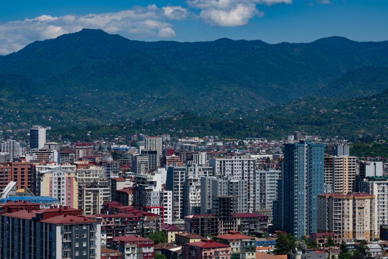 Sea Breeze In Batumi Apartment Ngoại thất bức ảnh