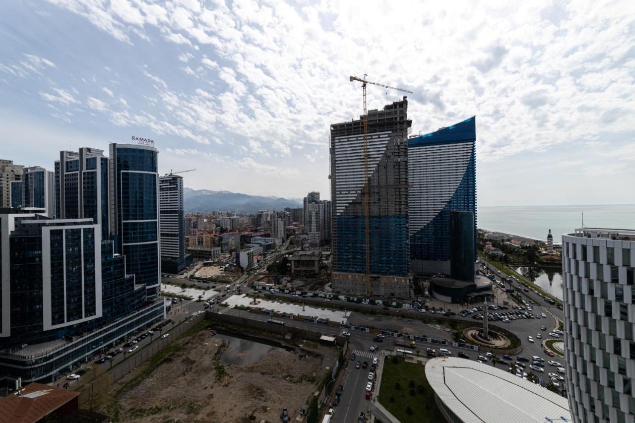 Sea Breeze In Batumi Apartment Ngoại thất bức ảnh